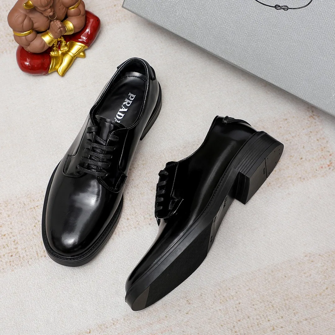 Men's shoes 💰620 💰💰🎩🎩【Prada】Counter 1:1⬆️original reproduction, absolute quality🆗original outsole, high-quality imported rubber, wear-resistant and non-slip, never degummed, upper material: imported first-layer cowhide➕anti-slip foam outsole, official website material, inner material: water-dyed leather lining, 3 colors available! Code number 38-44 (45. Can be customized)
